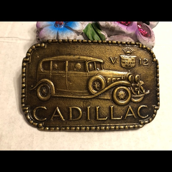 Vintage NÉW 1931 Cadillac V-12 Belt Buckle from the 70’s - Picture 3 of 7